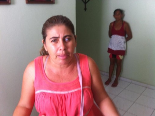Luciene Siqueira : por ter reclamado falta de informações por imóvel no Laura Ramos na Rádio Pajeú, a deficiente visual ouviu de Joana a sugestão de que virasse 