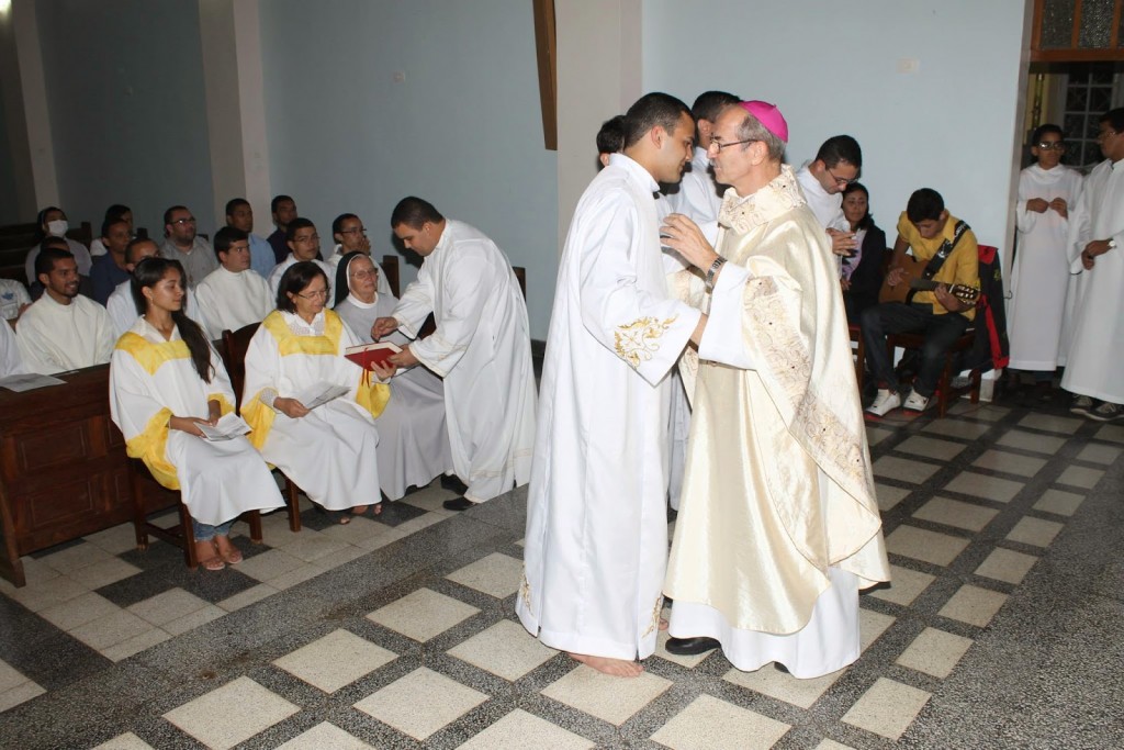 Willian e o Bispo Diocesano Dom Egídio Bisol